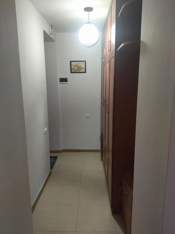 Abovyan 36 Apt & Tour Jerevan Buitenkant foto