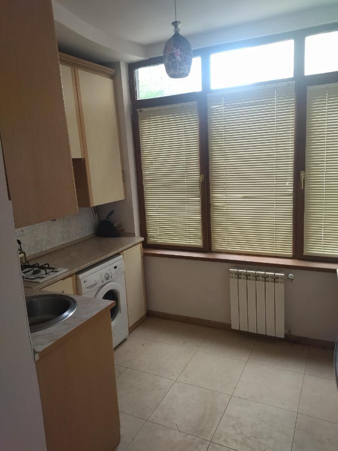 Abovyan 36 Apt & Tour Jerevan Buitenkant foto