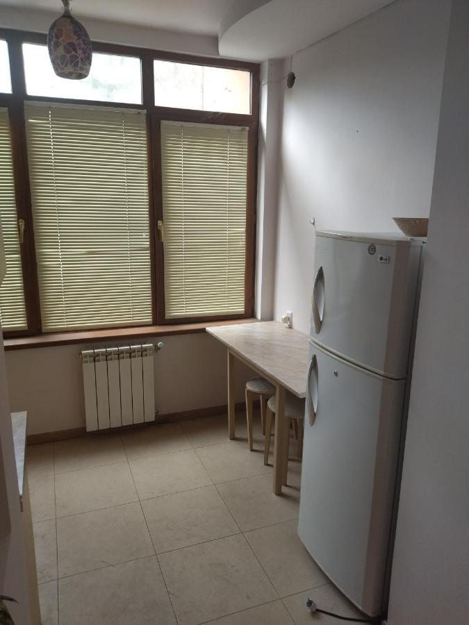 Abovyan 36 Apt & Tour Jerevan Buitenkant foto